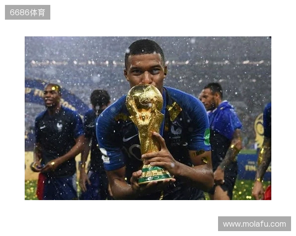 懂球帝2025年10月足坛MVP:姆巴佩蝉联! 懂球帝2025年10月足坛MVP:姆巴佩蝉联!